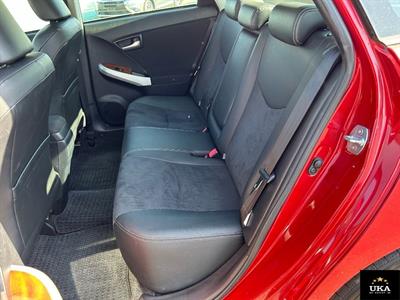 2015 Toyota Prius - Thumbnail