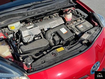 2015 Toyota Prius - Thumbnail