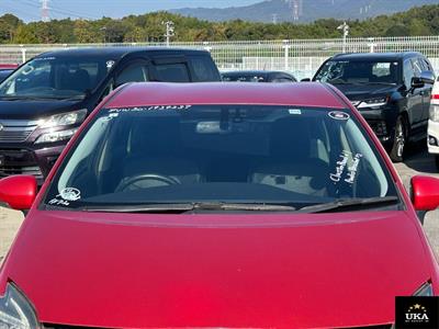 2015 Toyota Prius - Thumbnail