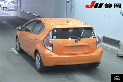 2017 Toyota Aqua - Thumbnail