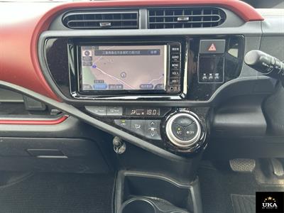 2017 Toyota Aqua - Thumbnail
