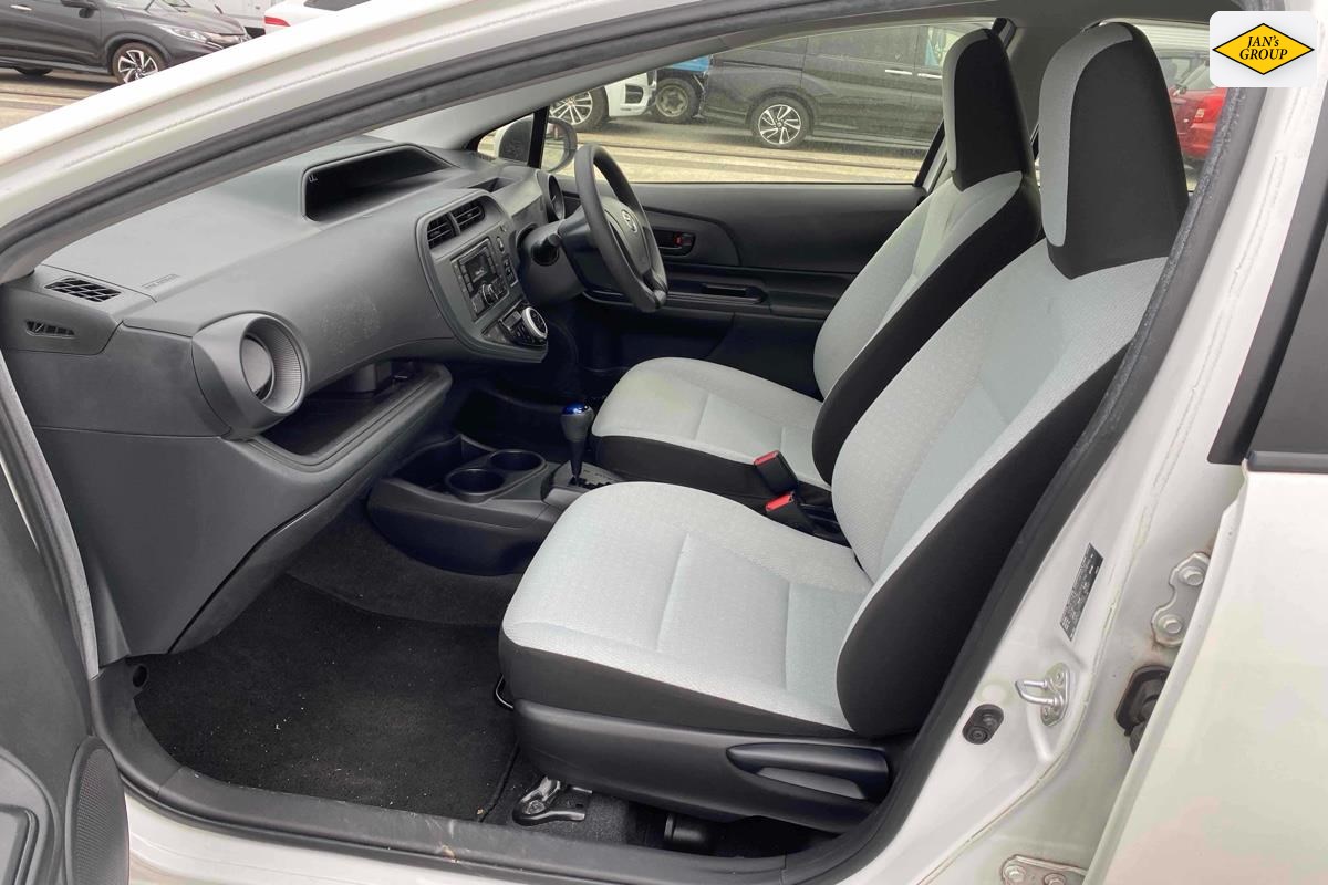 2017 Toyota Aqua