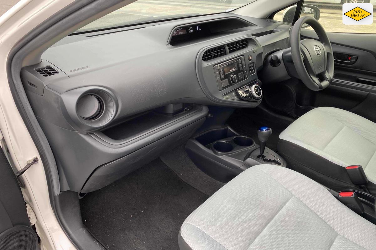 2017 Toyota Aqua