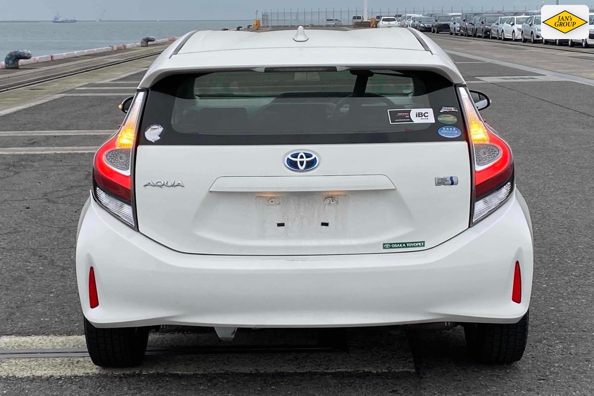2017 Toyota Aqua