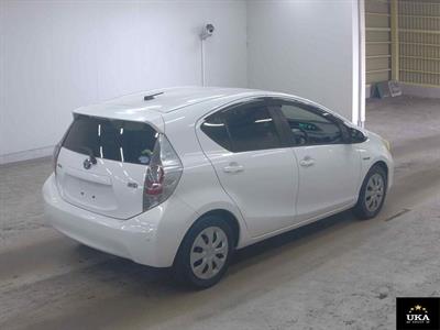 2013 Toyota Aqua - Thumbnail