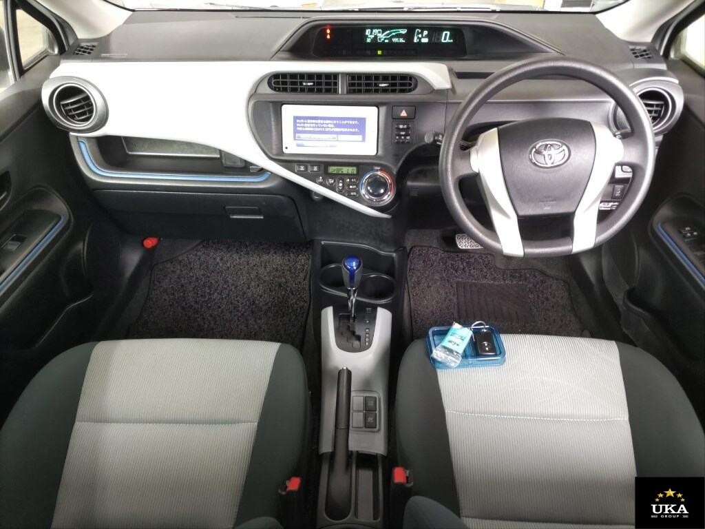 2013 Toyota Aqua