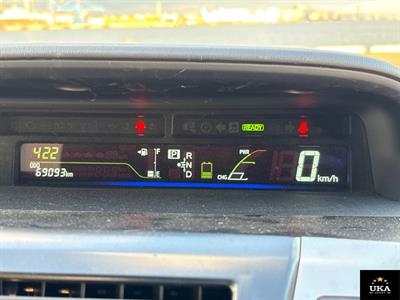 2013 Toyota Prius - Thumbnail