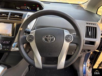 2013 Toyota Prius - Thumbnail