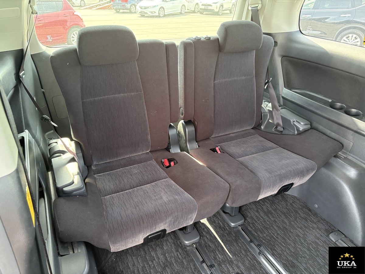 2013 Toyota Vellfire