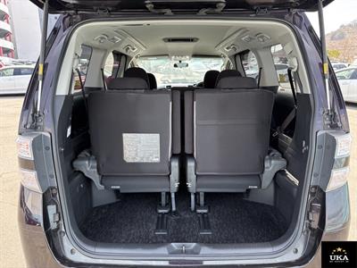 2013 Toyota Vellfire - Thumbnail