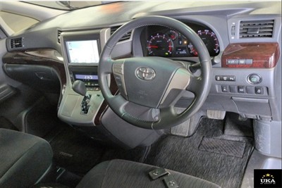 2013 Toyota Vellfire - Thumbnail
