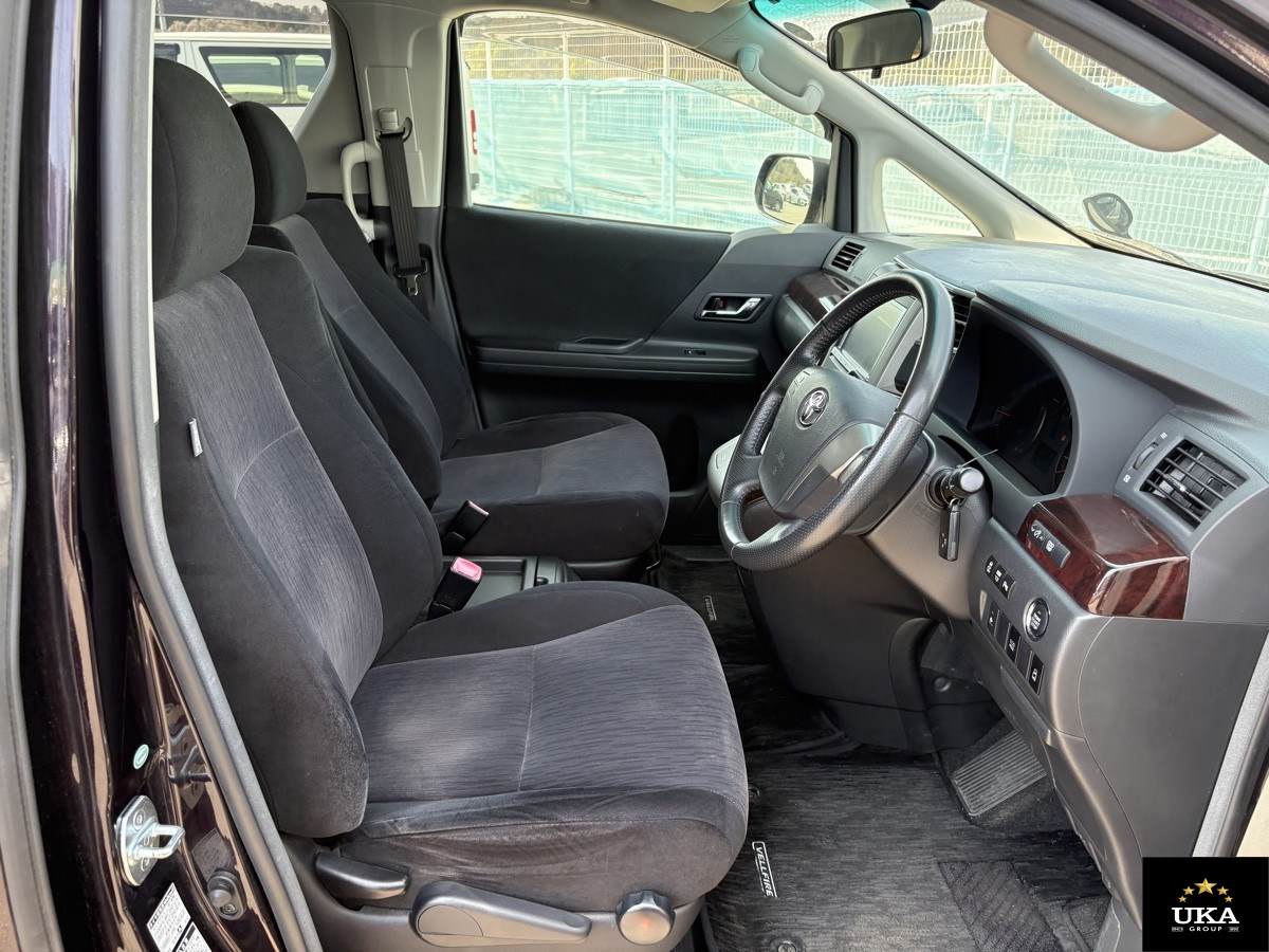 2013 Toyota Vellfire