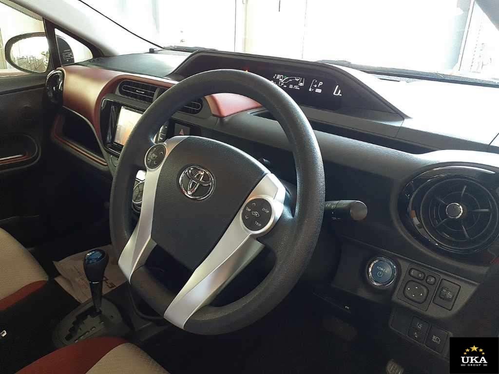 2016 Toyota Aqua