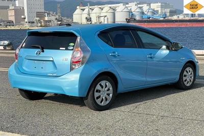 2012 Toyota Aqua - Thumbnail