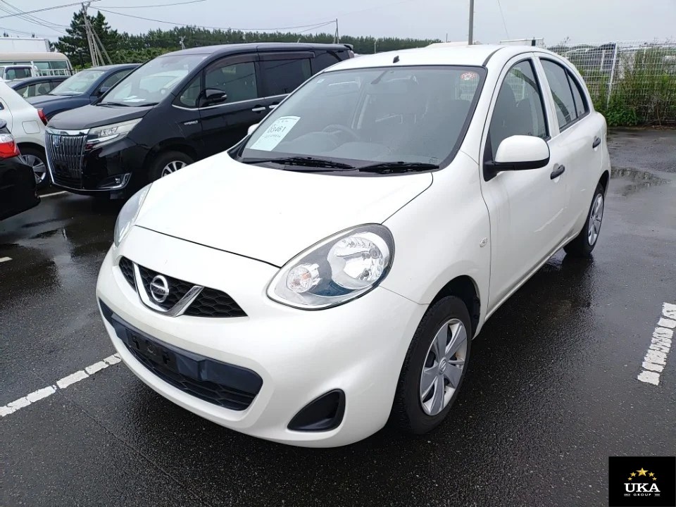 2016 Nissan March