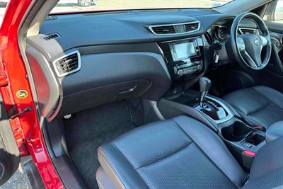 2016 Nissan X-Trail - Thumbnail