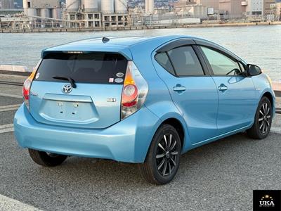 2012 Toyota Aqua - Thumbnail