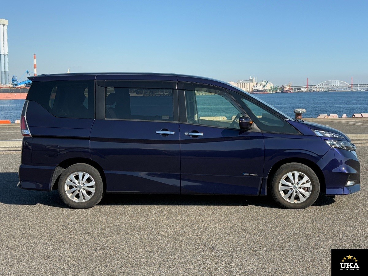 2017 Nissan Serena