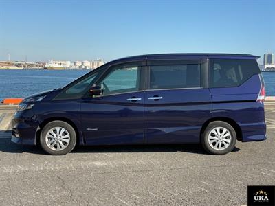 2017 Nissan Serena - Thumbnail
