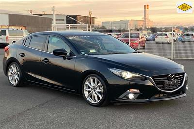 2014 Mazda Axela
