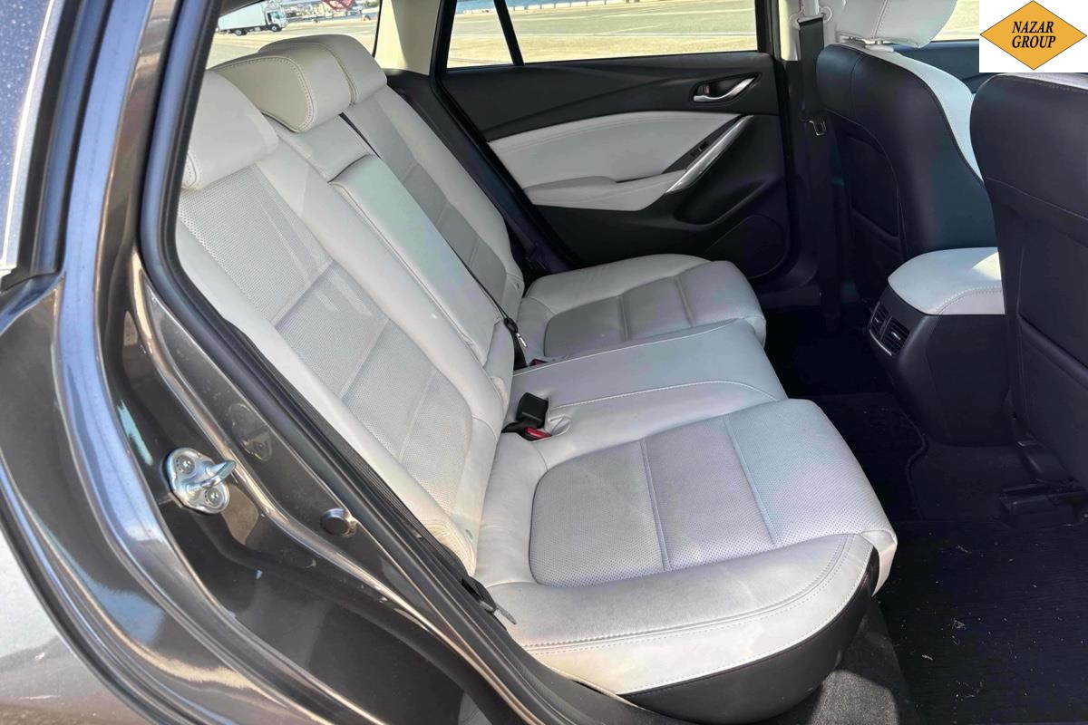 2015 Mazda Atenza