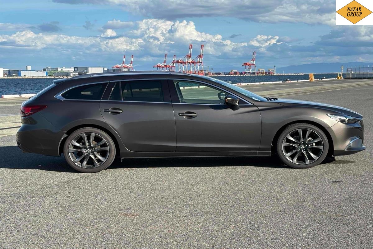 2015 Mazda Atenza