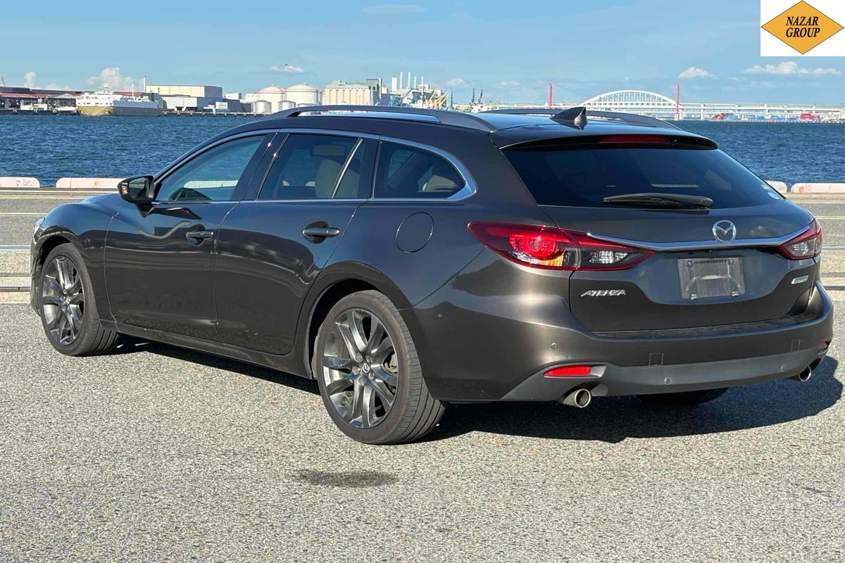 2015 Mazda Atenza