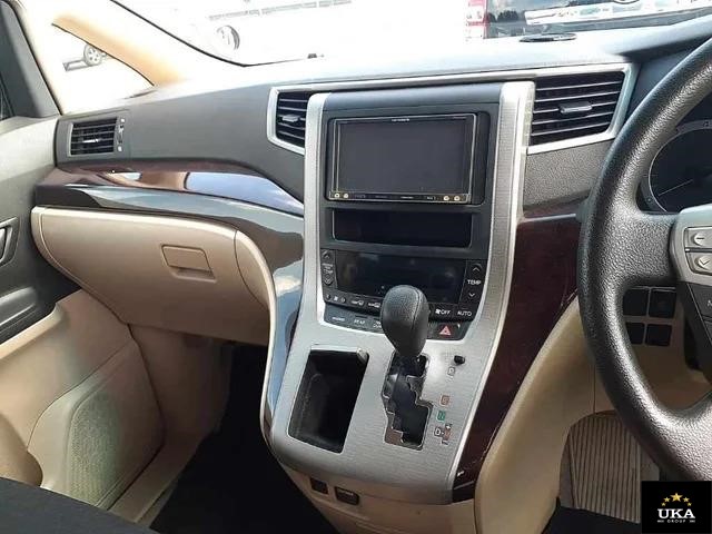 2014 Toyota Alphard