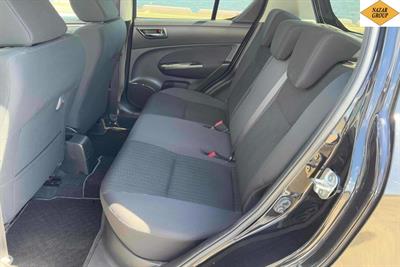 2013 Suzuki Swift - Thumbnail