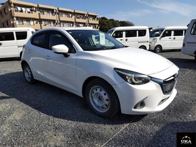 2016 Mazda Demio
