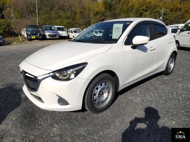 2016 Mazda Demio