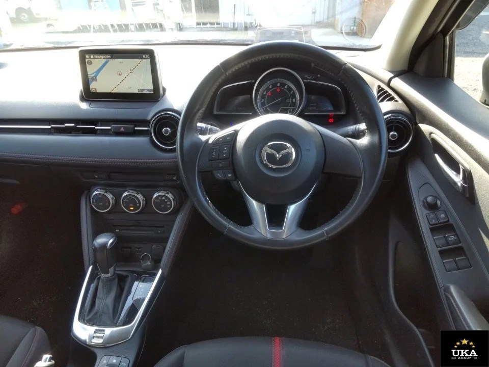 2016 Mazda Demio