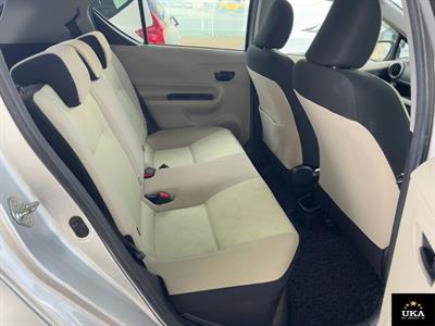 2012 Toyota Aqua - Thumbnail