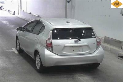 2012 Toyota Aqua - Thumbnail