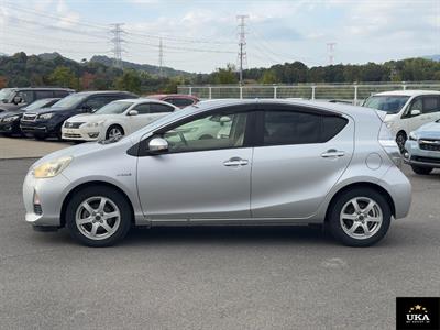 2012 Toyota Aqua - Thumbnail