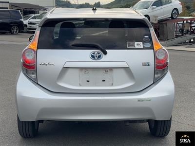 2012 Toyota Aqua - Thumbnail