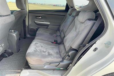 2013 Toyota Prius - Thumbnail