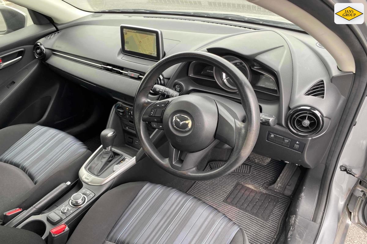2016 Mazda Demio