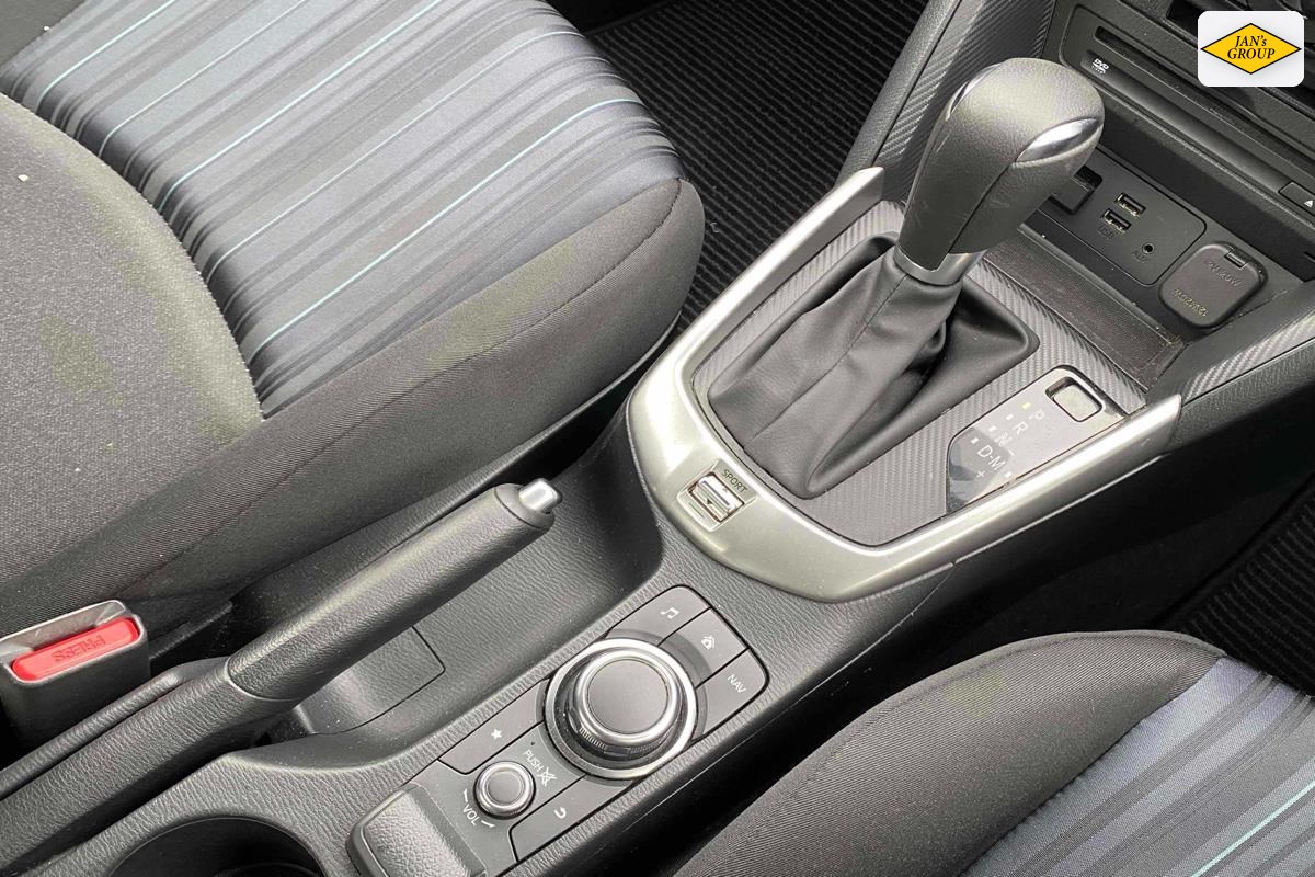 2016 Mazda Demio