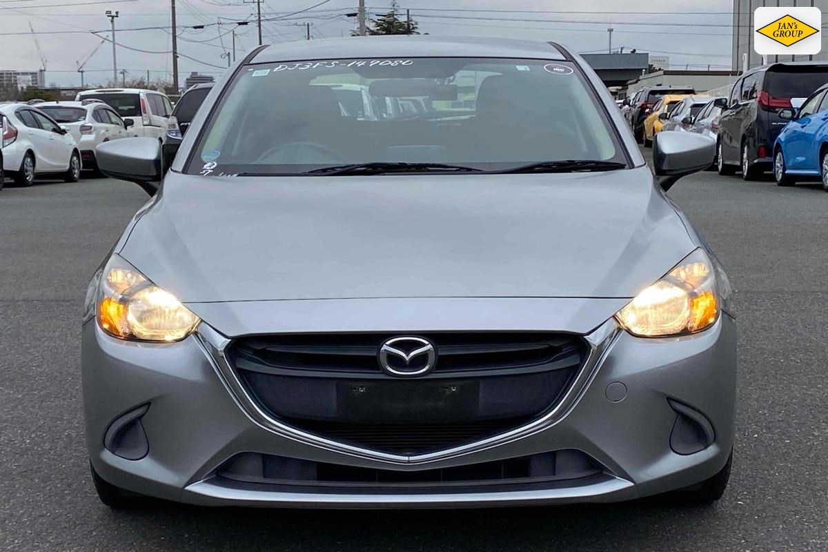 2016 Mazda Demio
