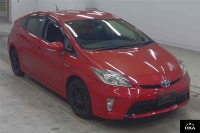 2014 Toyota Prius - Thumbnail