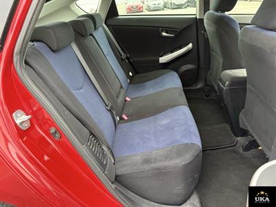 2014 Toyota Prius - Thumbnail