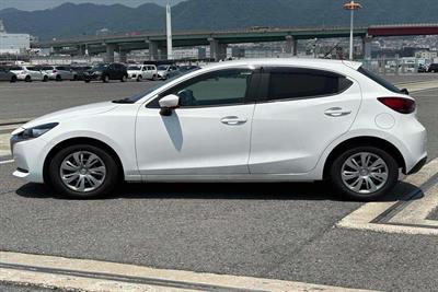 2020 Mazda 2 - Thumbnail