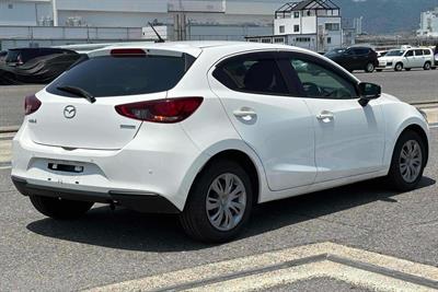 2020 Mazda 2 - Thumbnail
