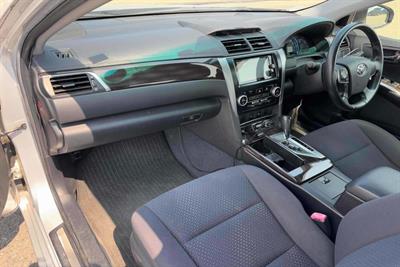 2014 Toyota Camry - Thumbnail