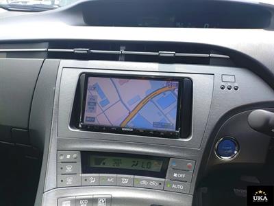 2015 Toyota Prius - Thumbnail