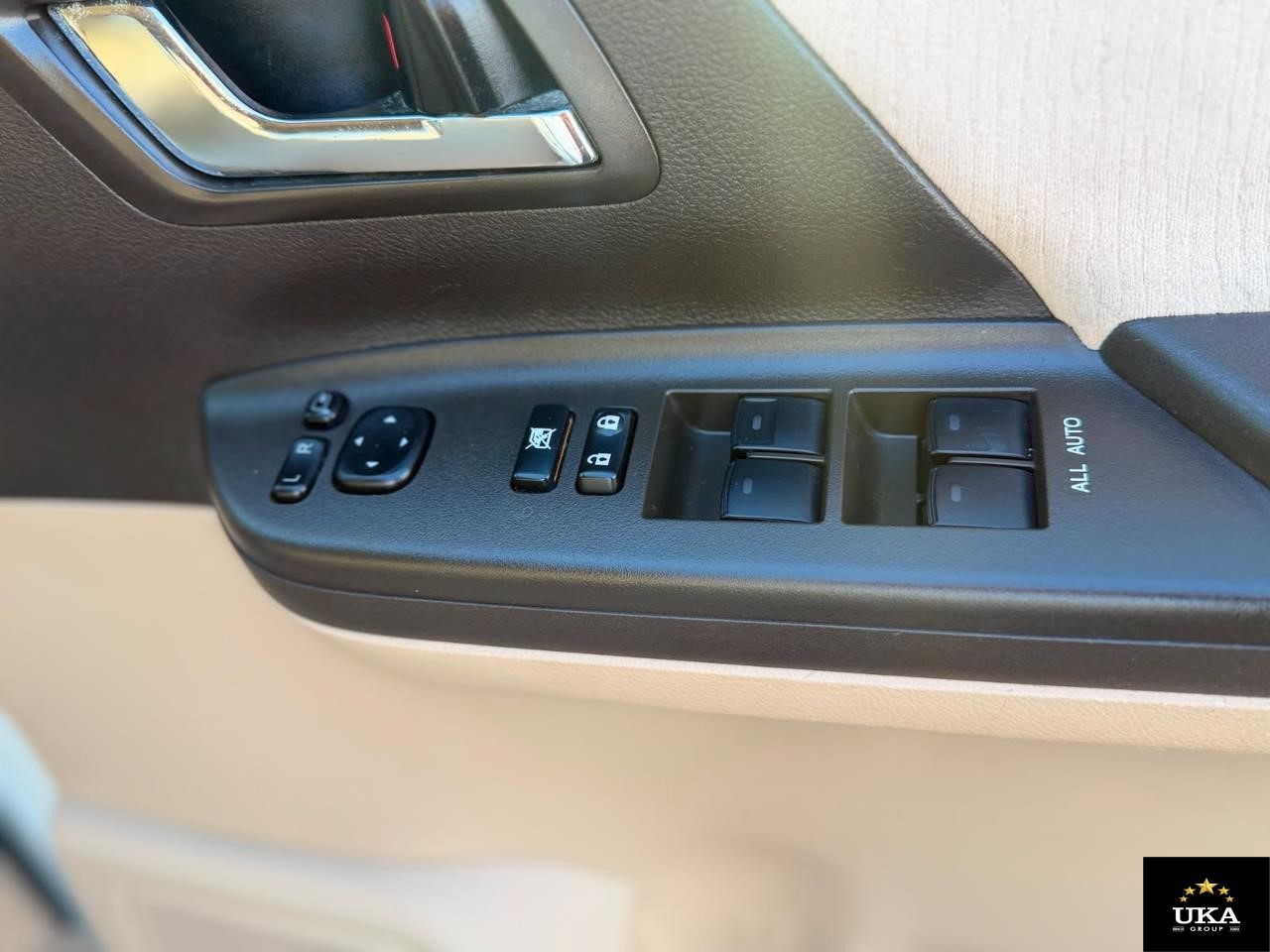2012 Toyota Alphard