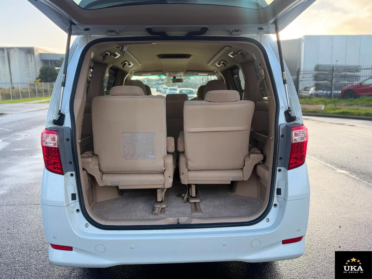 2012 Toyota Alphard
