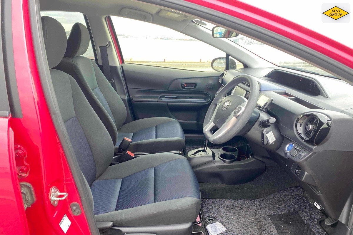 2016 Toyota Aqua