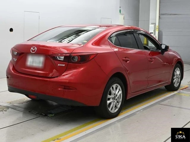 2017 Mazda Axela